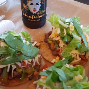 Tostadas mixtas. 