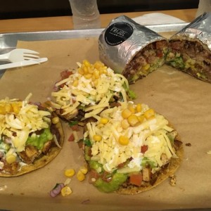 Burrito y Tostadas