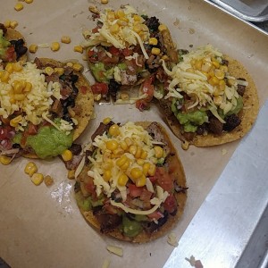 tostadas, son tres por racion...