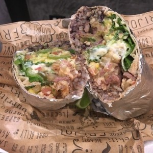 Burrito de carne y pollo