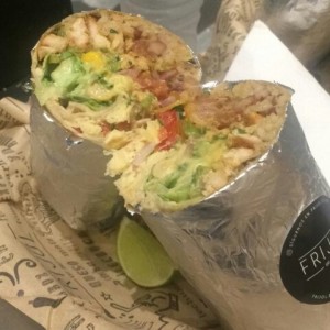 Burrito mixto Porkbelly y pollo