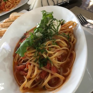 Linguini Capresa