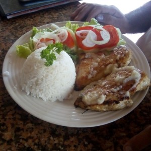 Pollo al ajillo