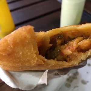 Empanada de Camarones!! Brutal