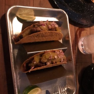 taco carne de cerdo