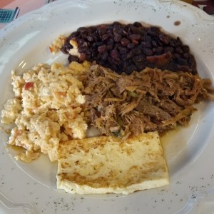 desayuno criollo
