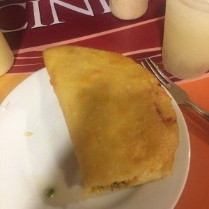 Empanada de Gordon Blue (Pollo, Jamon y Queso)