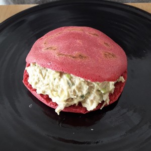 Masa de remolacha rellena de Reina Pepiada