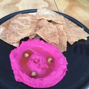 hummus de remolacha (muy bueno!!!)