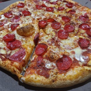 Pizza Peperoni 
