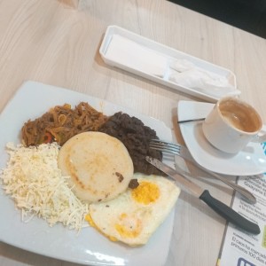 Desayuno criollo 