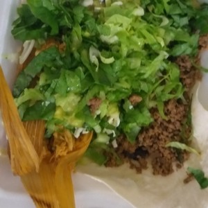 Combo panchito. Tamal, taco, tostada y sincronizada