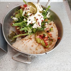 combo de taco con tostadas y quesadilla