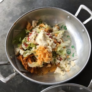 tostada de pollo