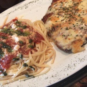Carne Parmiggiana con Pasta doble salsa