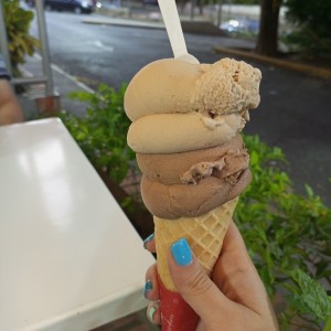 Helado de Ovomaltina y Pirulín 