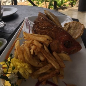 Especial de Pargo frito