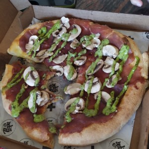 30.- Focaccia De Carpaccio De Lomito