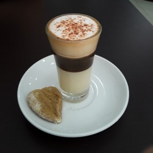 Cafe Bombom