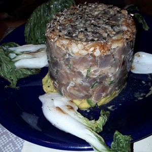 Tartar de Atun Rojo con Aguacate y Bok Choi, Espectacular
