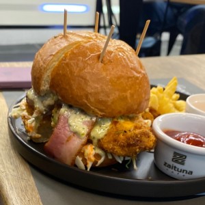 Chicken cripsy burger