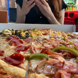 Pizza cuatro estaciones 