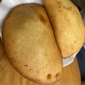Empanadas de carne mechada
