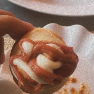 Roll de #Guayaba caliente con crema pstelera sorpresa ? #AdrenalinaPura ?