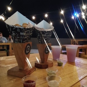 Tequepizza, Cervezas Kozaka y buen ambiente
