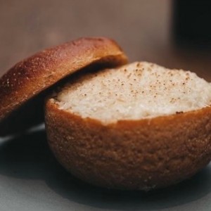 Pan bomba