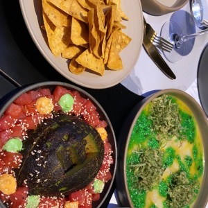 Kimchi Tuna Nachos