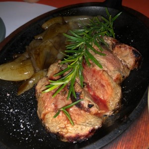 Lomito con cebolla