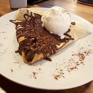 crepe de nutella con helado