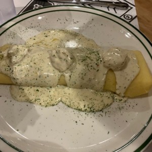 Crepe con camarones al ajillo