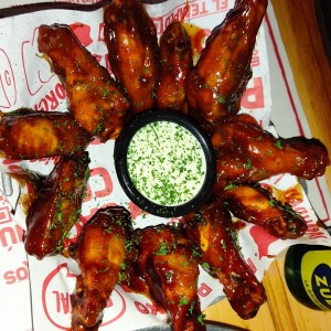 Alitas BBQ normal y picante