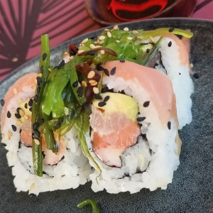 kiss roll 