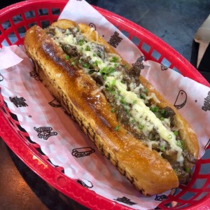 Doggie el Philly de lomito y manchego 