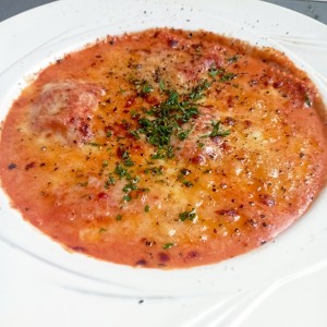 raviolis gratinados en salsa aurora