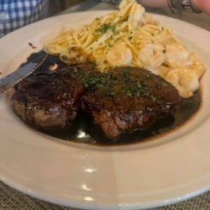 Medallones lomito con pasta de camarones