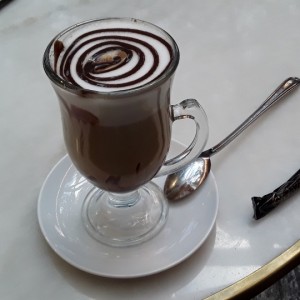 Moccachino tibio regular