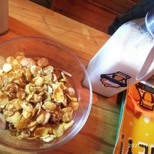 cereal de miel con leche. espero no borren foto.