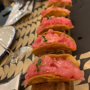 Taquitos de atun trufados