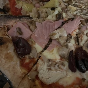Pizza cuatro estaciones