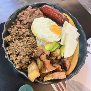 Bandeja Paisa