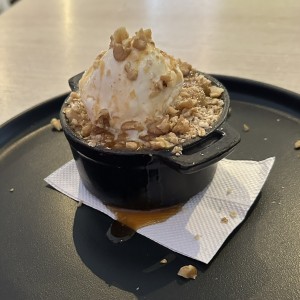 Tartaleta de manzna con helado 