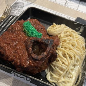 Osobuco con extra de pasta larga a la Routta