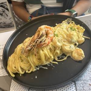 Linguinni con Camarones 
