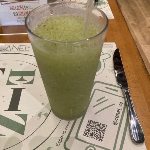 Limonada con hierbabuena