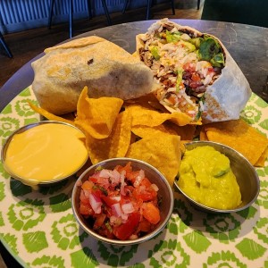 Burrito de carne asada