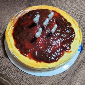 Tarta vasca con mermelada de fresa 